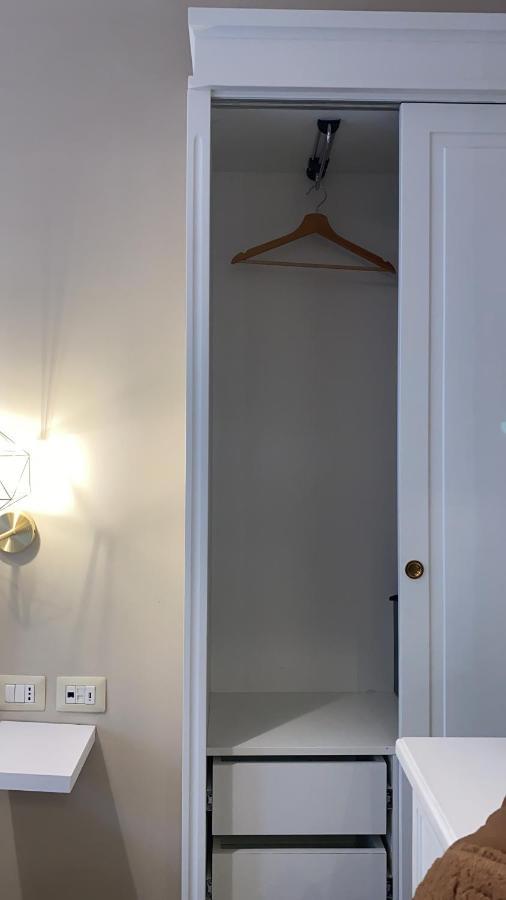 B&B Partenopeo Neapel Exteriör bild