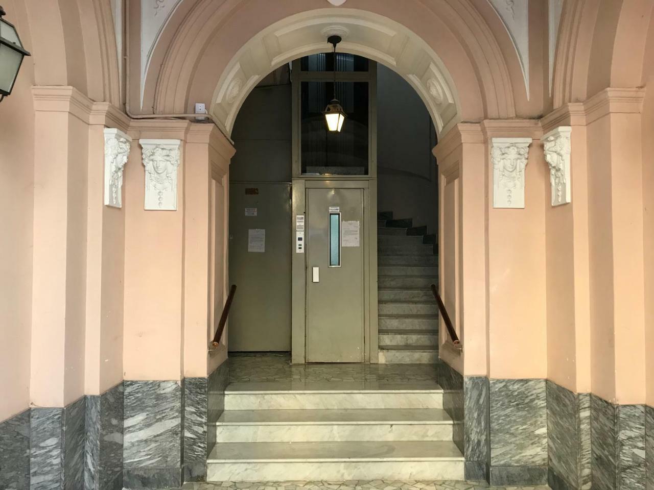 B&B Partenopeo Neapel Exteriör bild